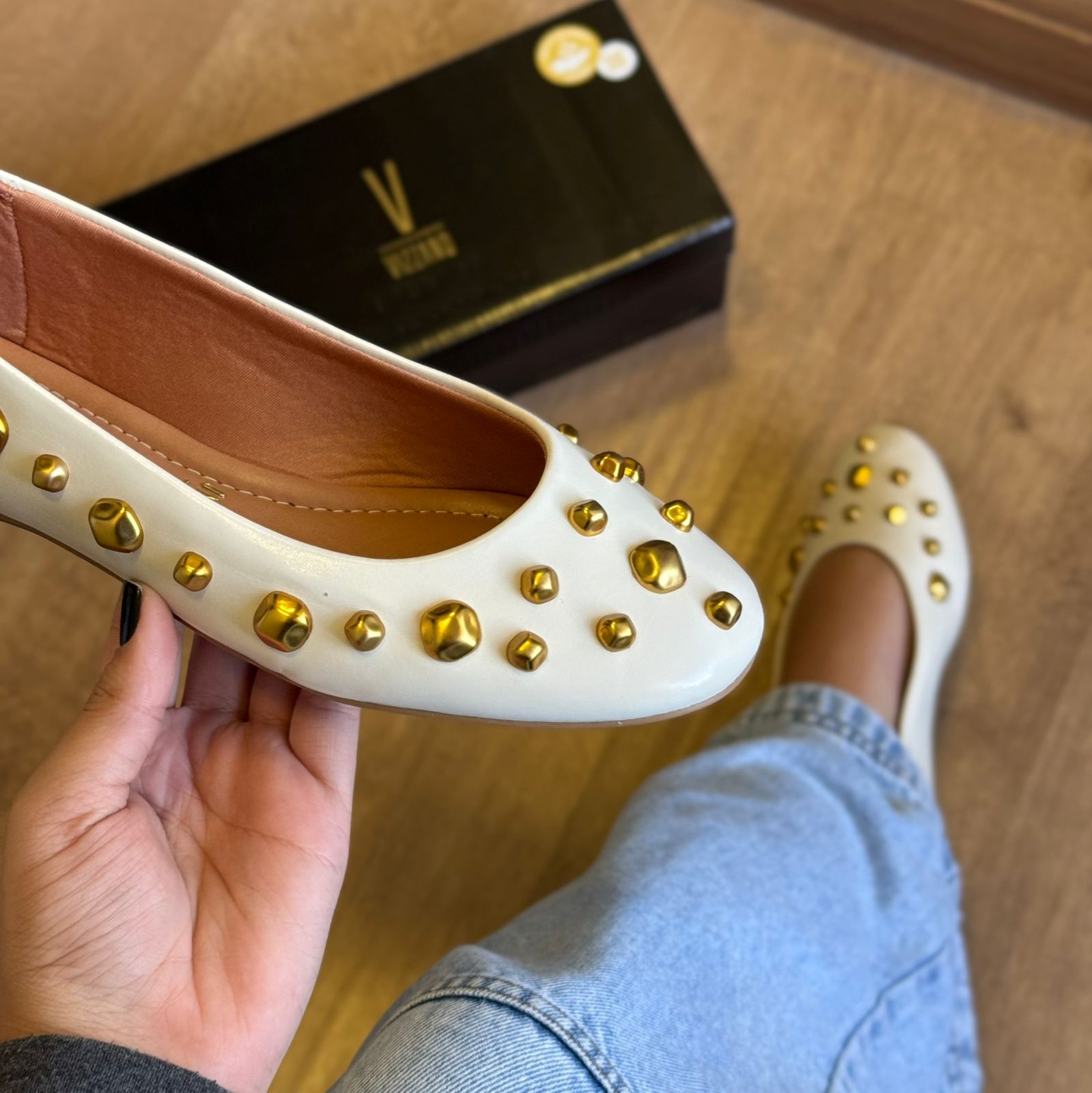 Sapatilha Pedrarias Douradas 1443.111 - Imagem 2