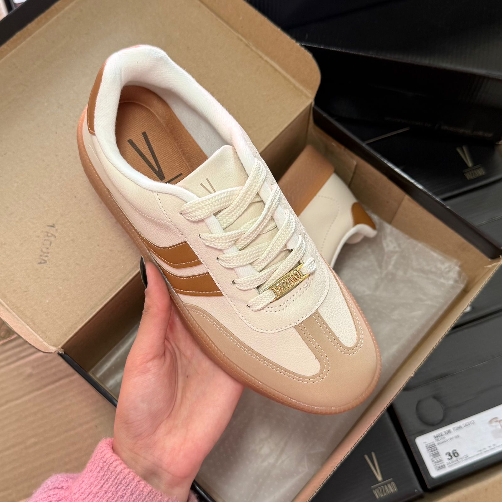 Tênis Detalhes Laterais 1444.100 - Imagem 11