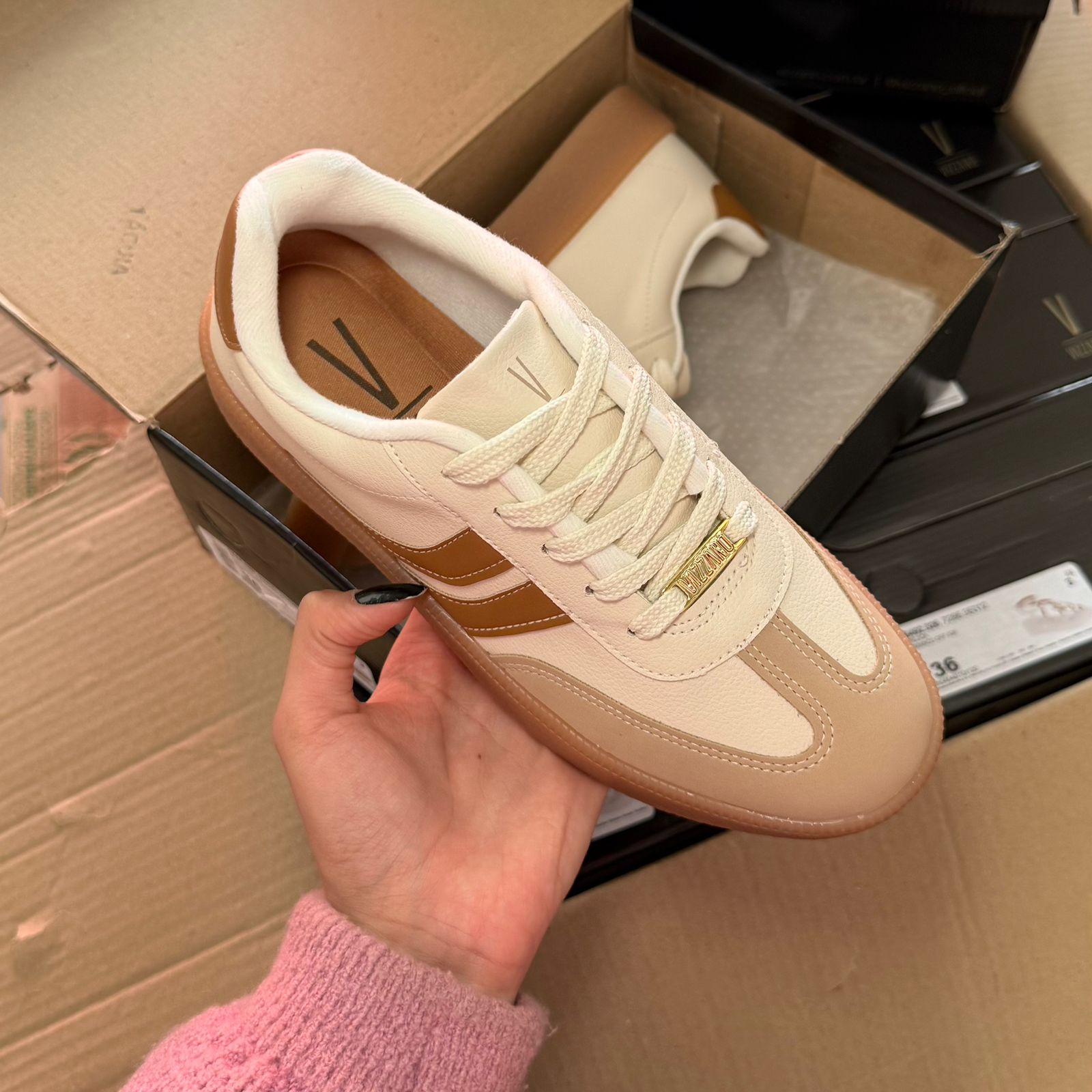 Tênis Detalhes Laterais 1444.100 - Imagem 10