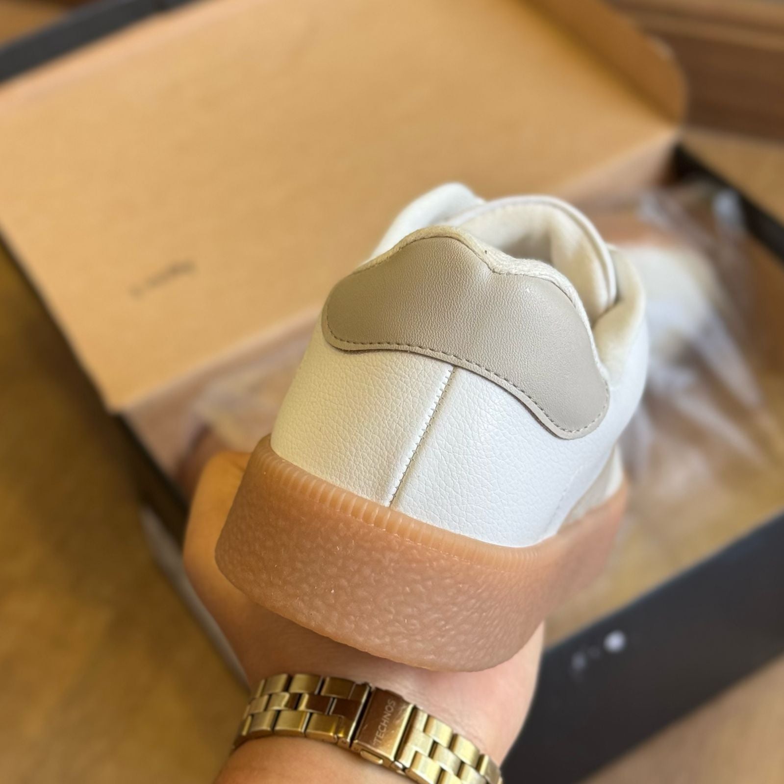 Tênis Detalhes Laterais 1444.100 - Imagem 3